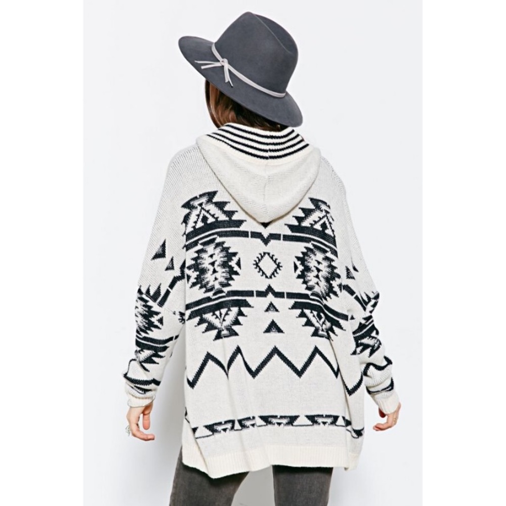Ecote Aztec Print Cardigan
